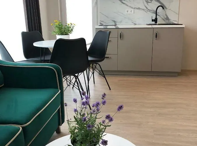 Juralux Гостевой дом 3*