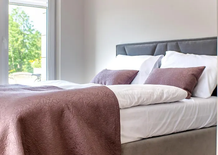 Juralux Гостевой дом 3*